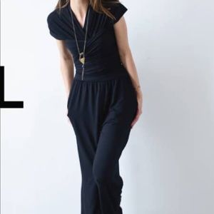 Seamly.Co convertible pantsuit black m/l